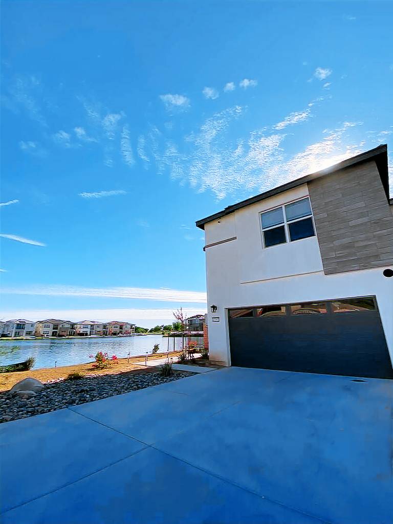 Vacation home with private pool — photo 5