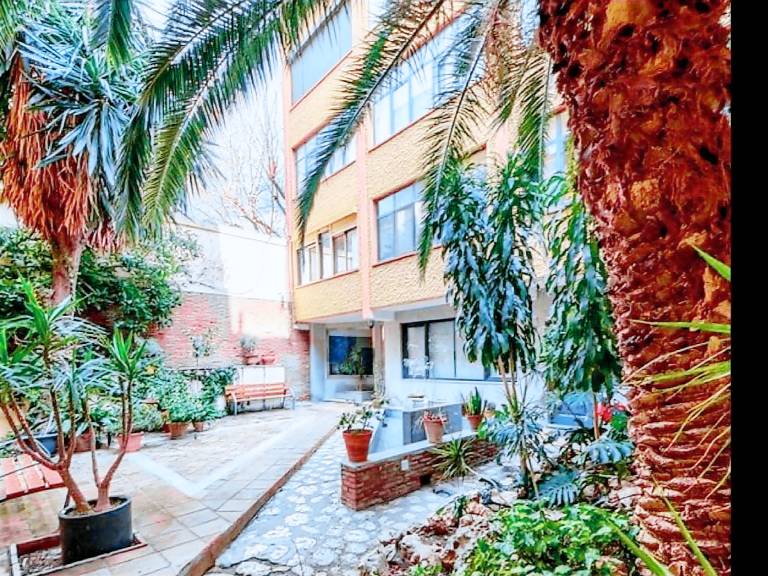 Andres Perez Loft Comfort