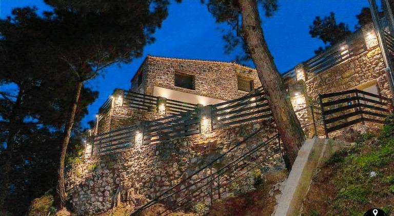 Pinolia Rooms in Chios
