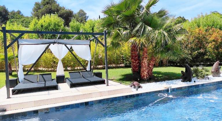Villa with patio, private pool & BBQ in Aix-en-Provence