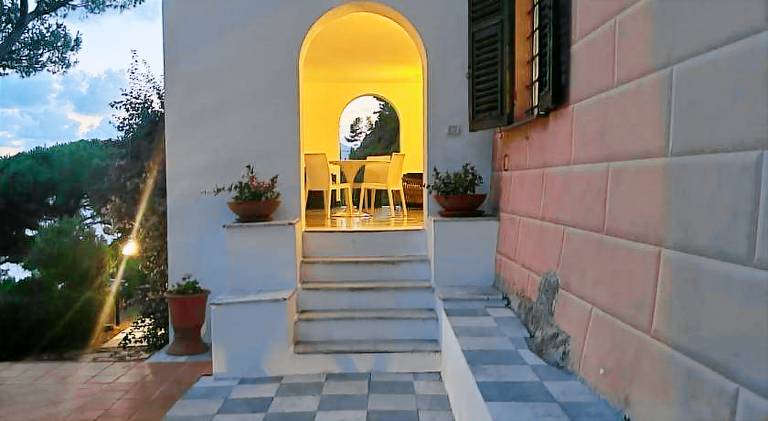 Apartment with 1 room for 4 persons — photo 4
