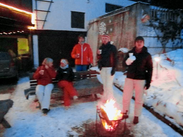 Holiday apartment with barbeque, terrace & yard — photo 2