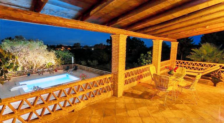 Vacation home with patio, pool & garden | Good for workation — photo 4
