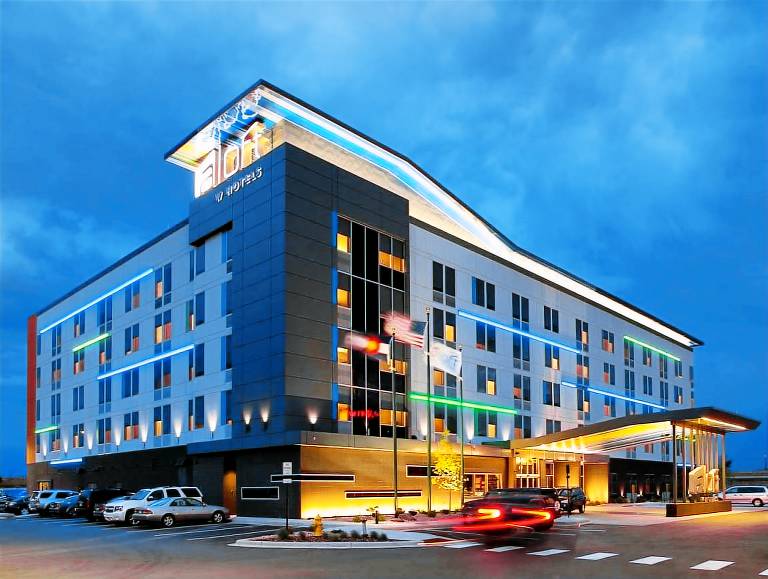 Aloft Denver Airport at Gateway Park in Aurora, CO