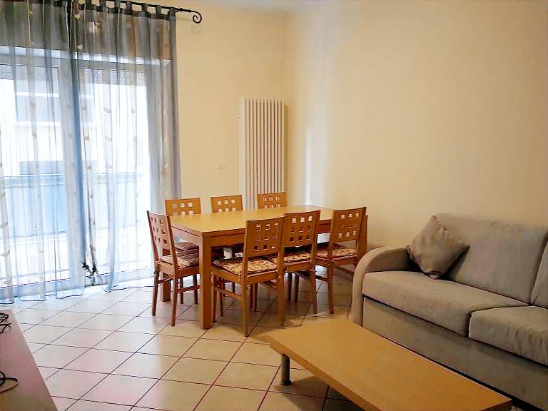 Apartment with 2 rooms for 8 persons — photo 3