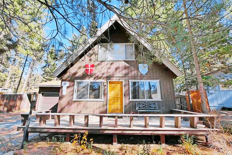 Cabin Stateline