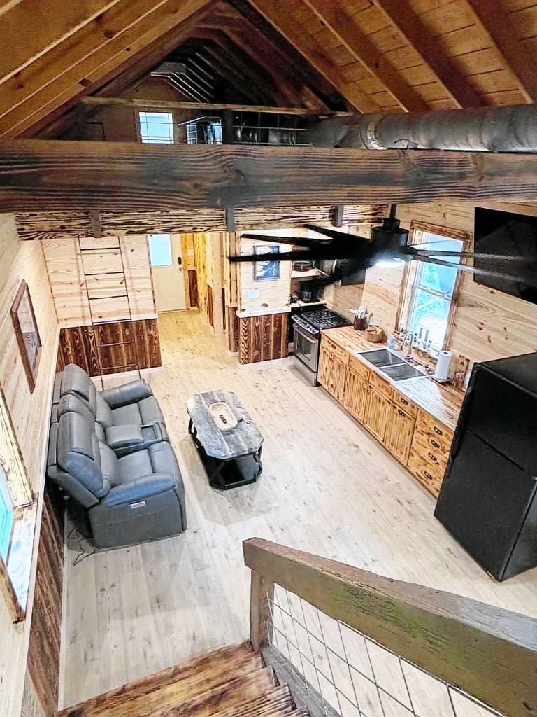 Cabin Columbia