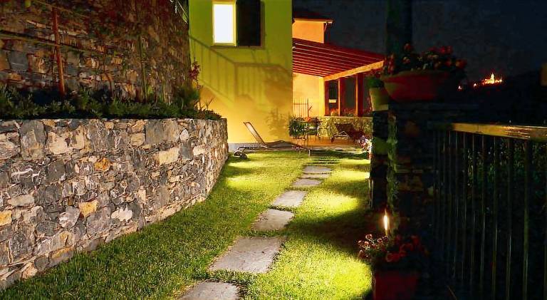 House with barbecue & patio — photo 5
