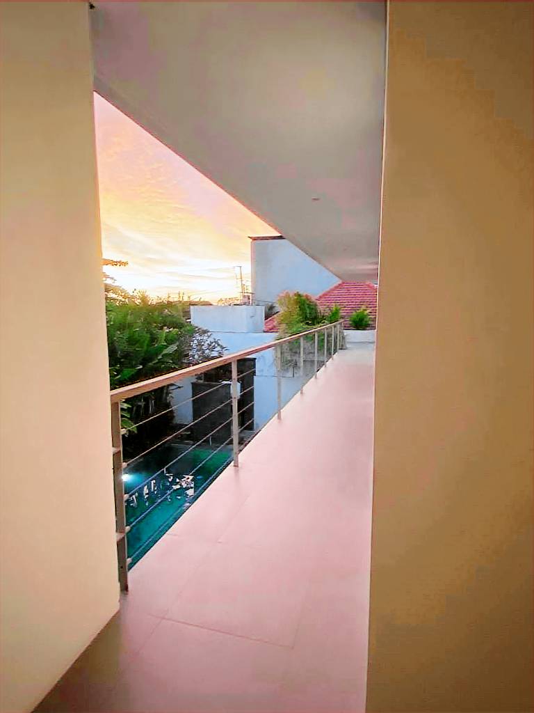 Child-friendly villa with barbecue, garden & pool | Suitable for remote work | Dogs allowed — photo 5