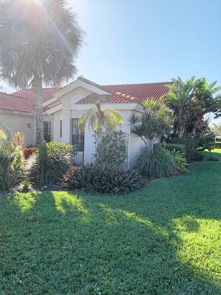 Beautiful Home Gated golf course in Bonita Springs in Bonita Springs, FL