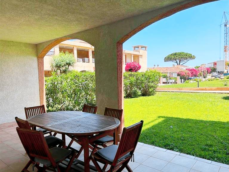 Cozy 3 Apartment with Pool, Near Beach & Marina in Sari-Solenzara — photo 3