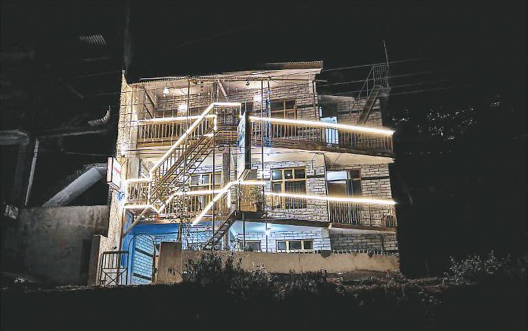 Rental apartment with 3 rooms for 4 persons in Manali