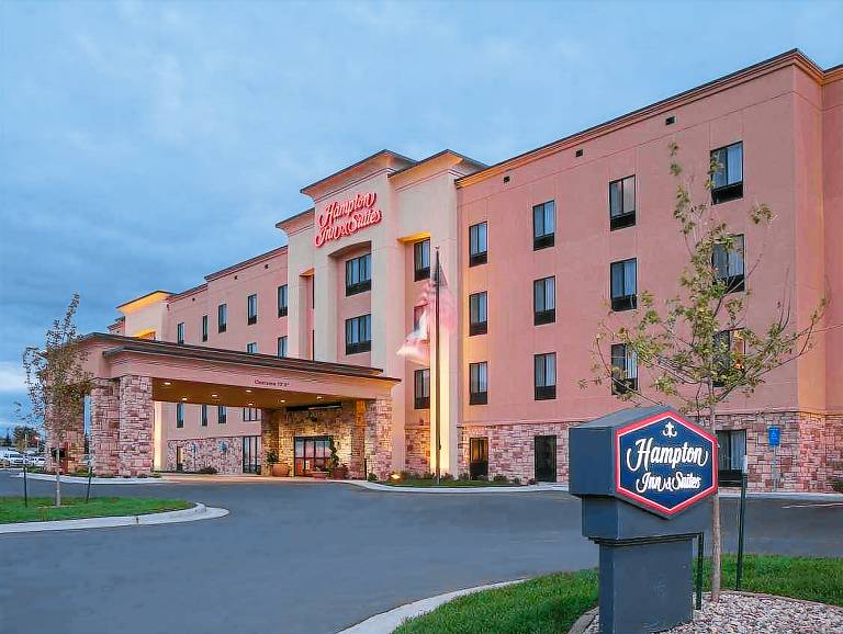 Hampton Inn & Suites Williston in Williston, ND