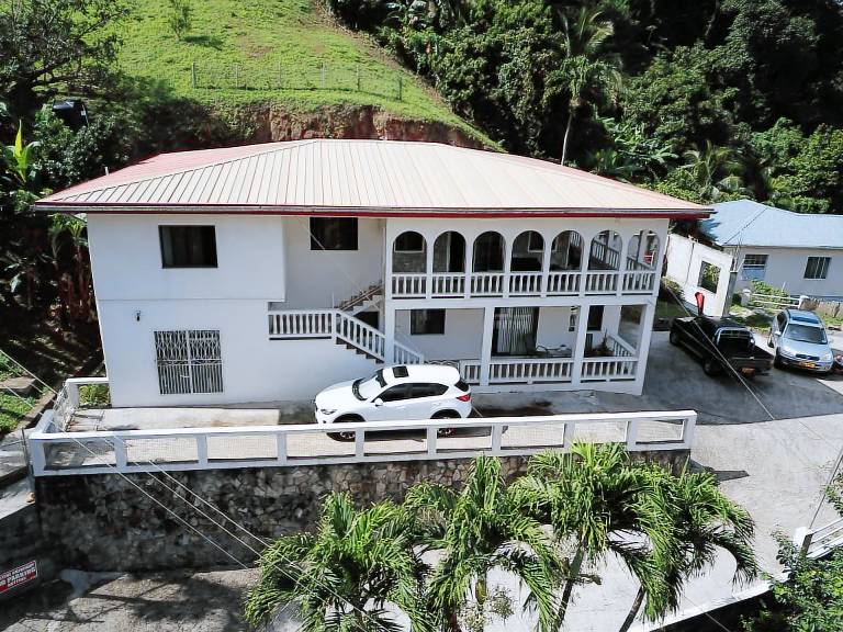 Apartment Saint George's