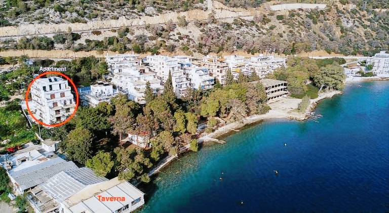 Stylish Seaside Apartment-Just 50m from the Beach — photo 5