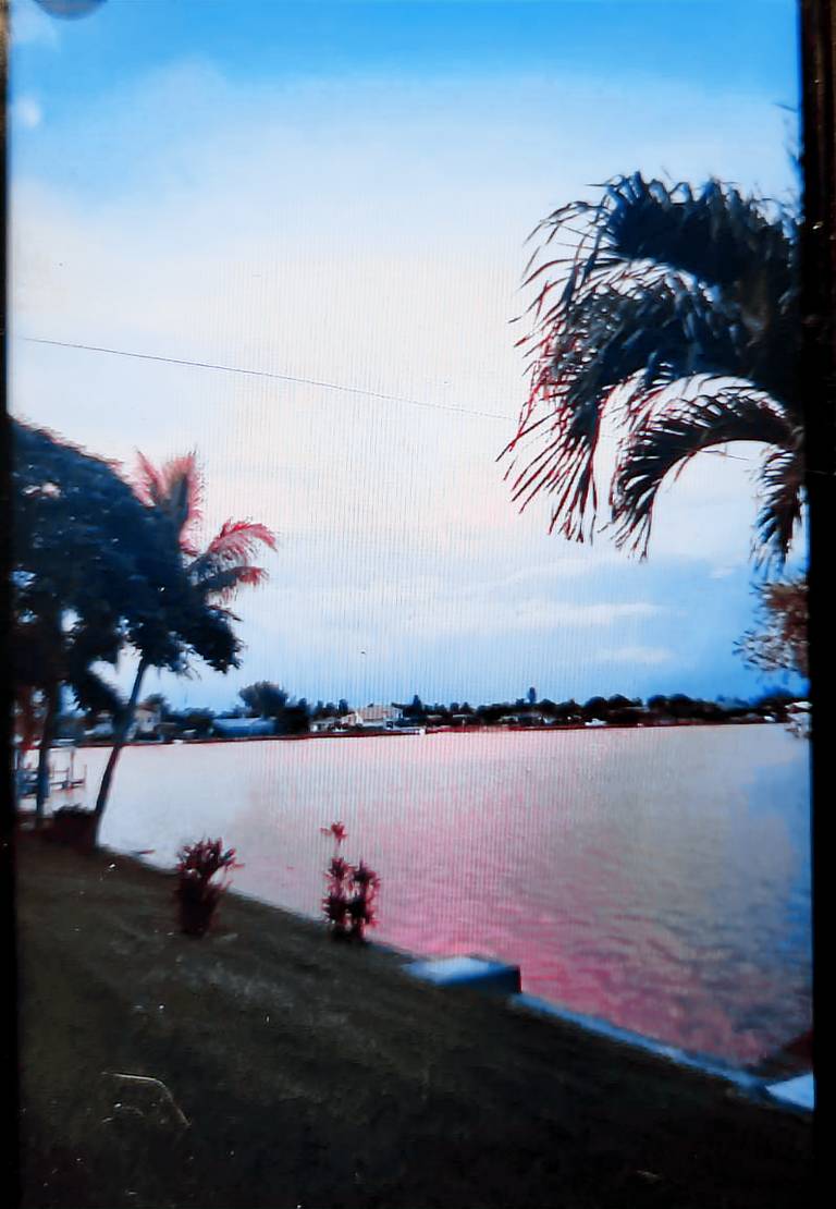 Child-friendly beautiful vacation home with jacuzzi, private pool & barbecue | River view | Pets are welcome — photo 2