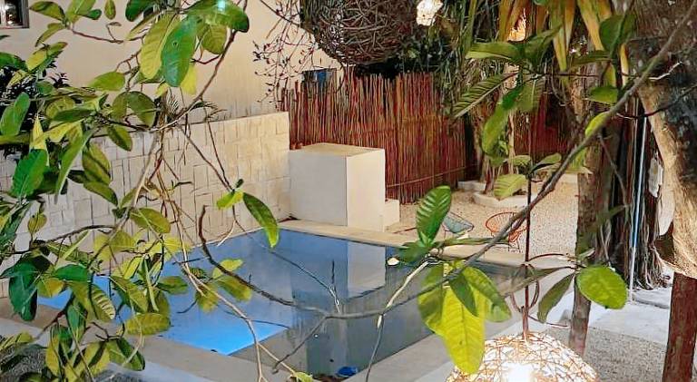 Nice serviced apartment with yard, private pool & patio | Suitable for remote work | Dogs allowed — photo 5