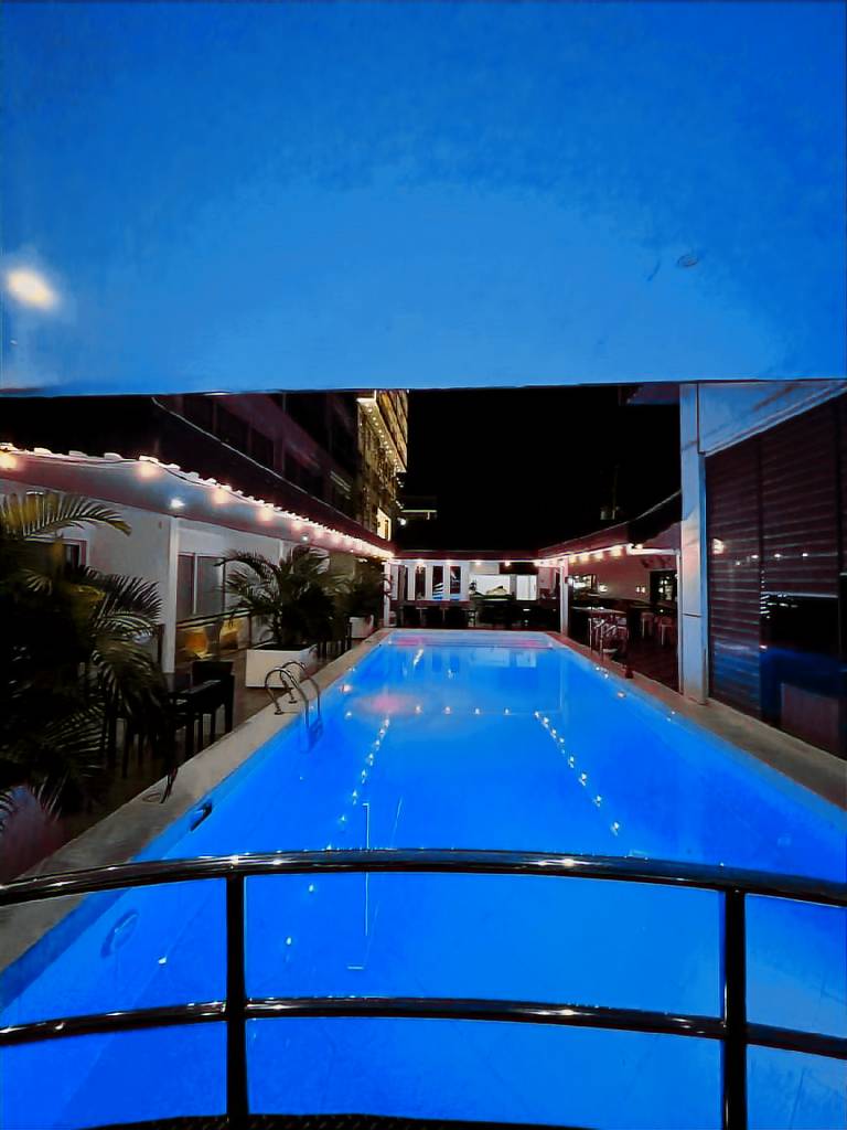 Chequers Suites in Olongapo