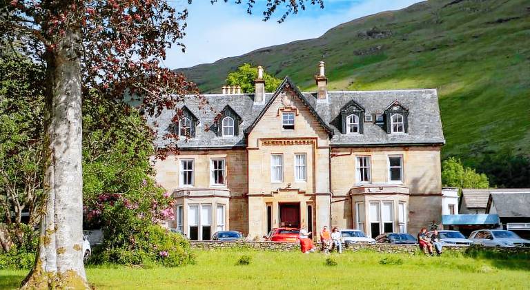 The Caledonian Claymore Hotel in Arrochar