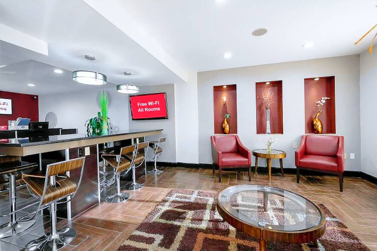 Red Roof Inn Raleigh - North-Crabtree Mall/Lenovo Center — photo 4