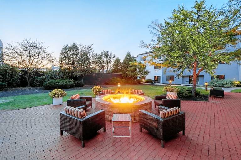 Courtyard by Marriott Columbus Airport