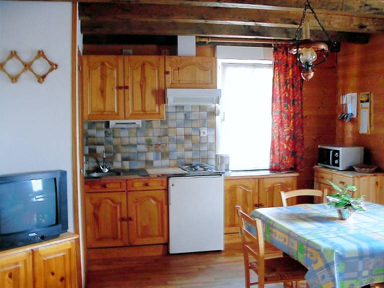 Rental apartment with 2 rooms for 5 persons — photo 4