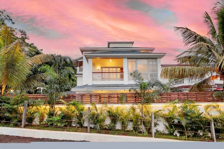 Villa Jade 5BHK w Pool in Beverly Hills of Goa