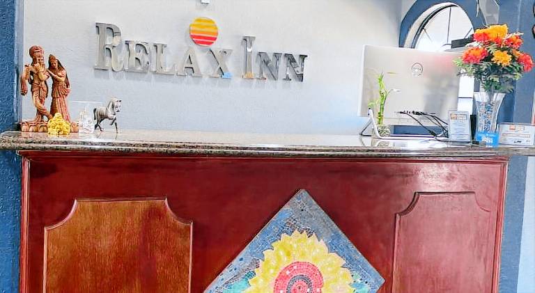 Relax Inn Dilley — photo 3