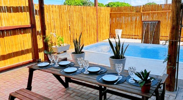 Serviced apartment with patio, yard & pool | Pet-friendly — photo 3