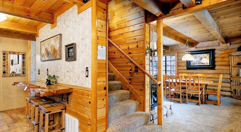 Spacious house with BBQ & hot tub | Pets allowed — photo 5