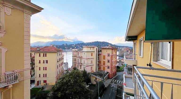 Holiday apartment with 2 rooms for 4 persons in Rapallo