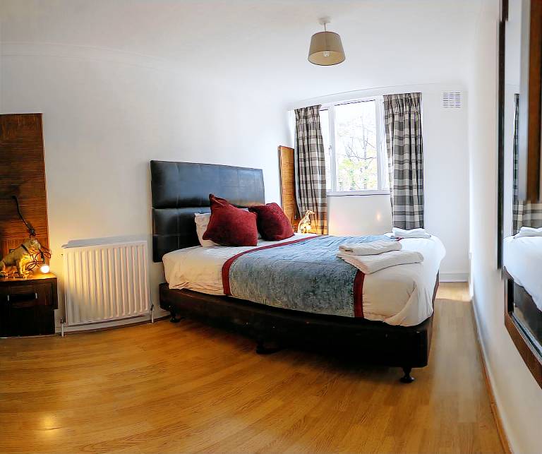 Family-friendly charming house with yard | Pet-friendly — photo 3