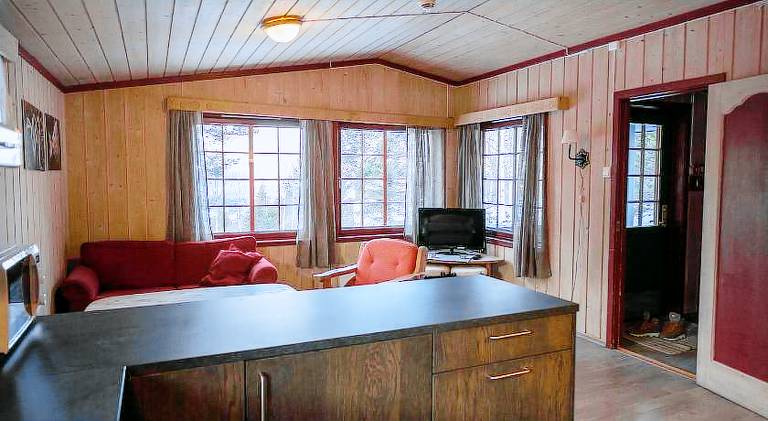 Lodge with yard, sauna & terrace | Pets are welcome — photo 3