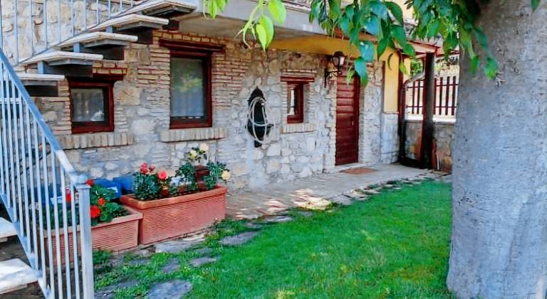 House with 2 rooms for 7 persons — photo 5