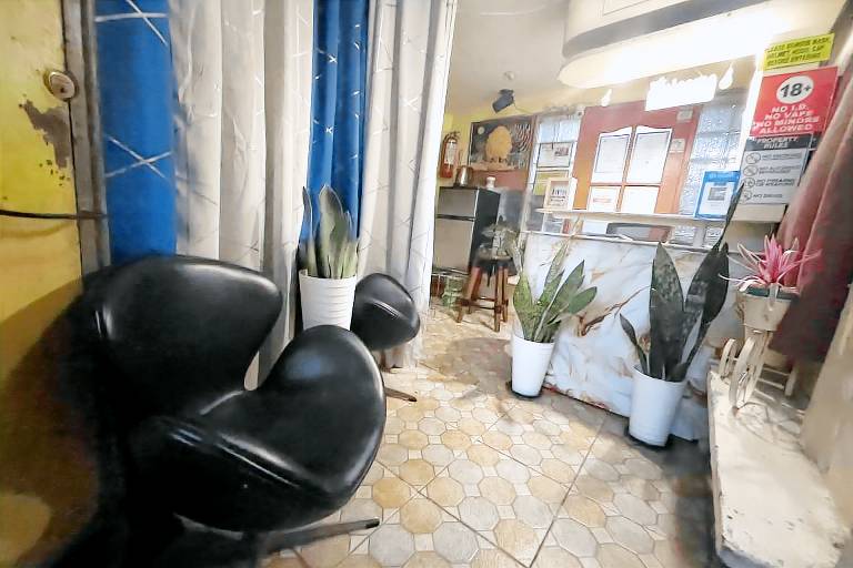 D and A Transient Inn Taguig — photo 2