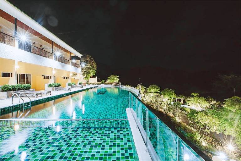 The Location Resort — photo 2