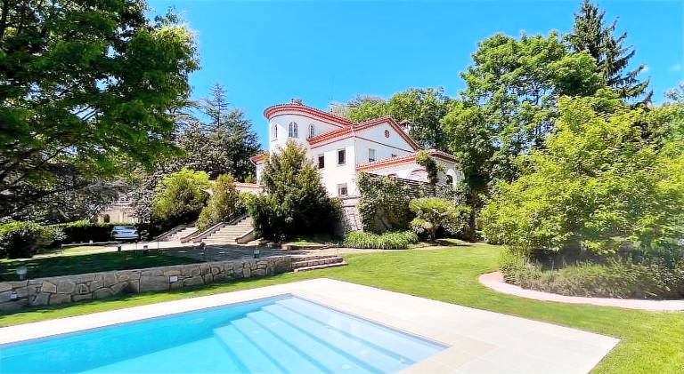 Villa Olot