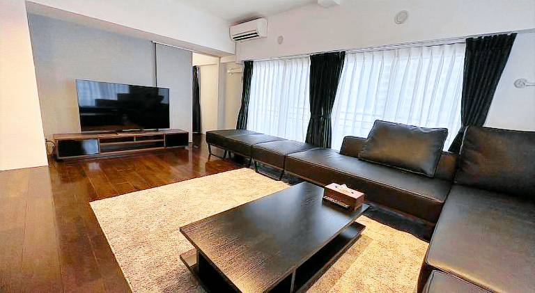 Rental apartment with 3 rooms for 9 persons in Tokyo