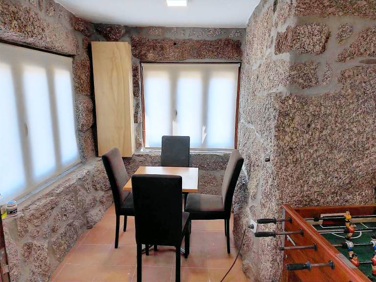 Fully equipped house with barbeque, hot tub & private pool | Garden view | Pets allowed — photo 5