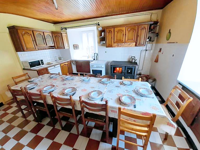 House with patio, barbeque & yard — photo 4