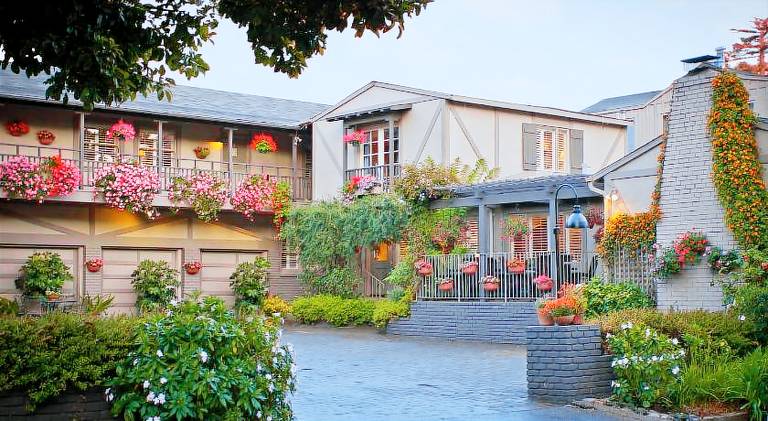 Carmel Country Inn in Carmel, CA