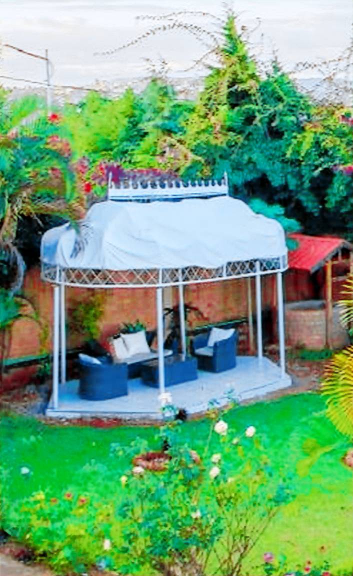 Villa Ambonilaoka