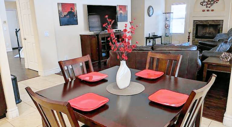 Charming vacation home with hot tub & private pool | Pets are welcome — photo 4