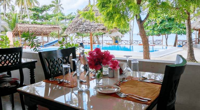 MANOLO Beach Resort — photo 3