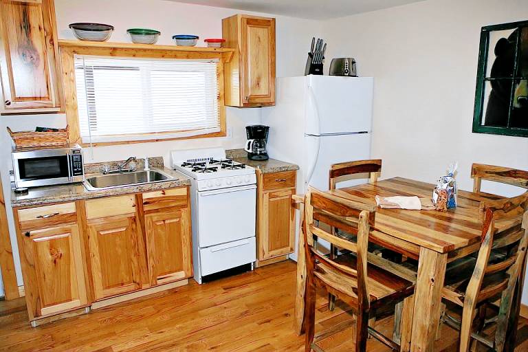 Children-friendly beautiful cabin with private pool | Dogs allowed — photo 4