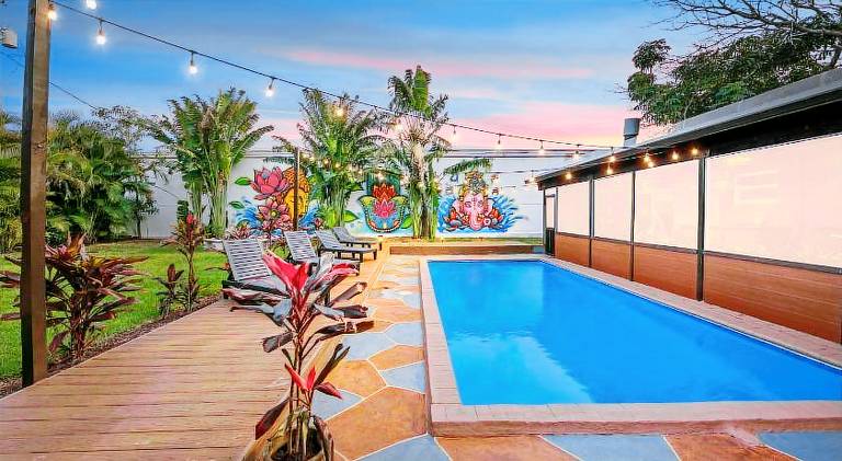 Villa with pool in Pompano Beach, FL