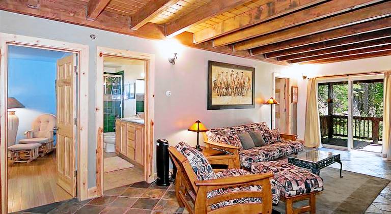 Vacation home with hot tub — photo 2