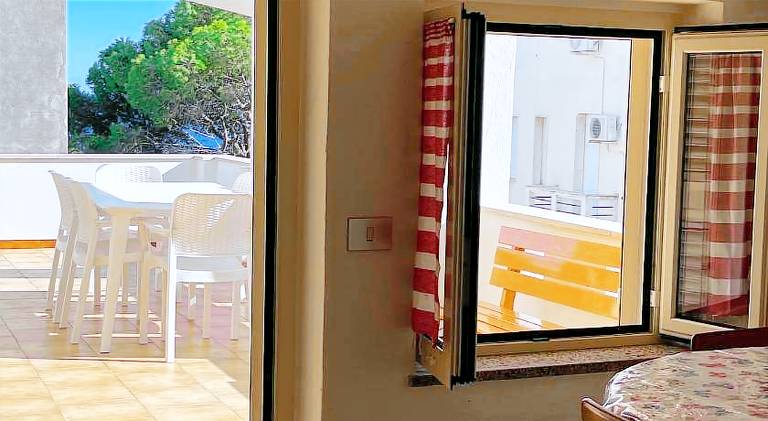 Apartment with patio | Next to the beach | Pets allowed — photo 3