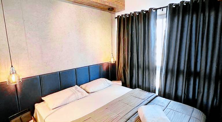 Serviced apartment with terrace, yard & hot tub | Suitable for remote work — photo 2
