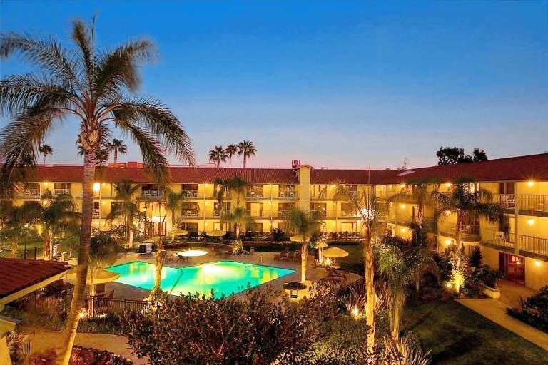DoubleTree by Hilton Ontario Airport — photo 4